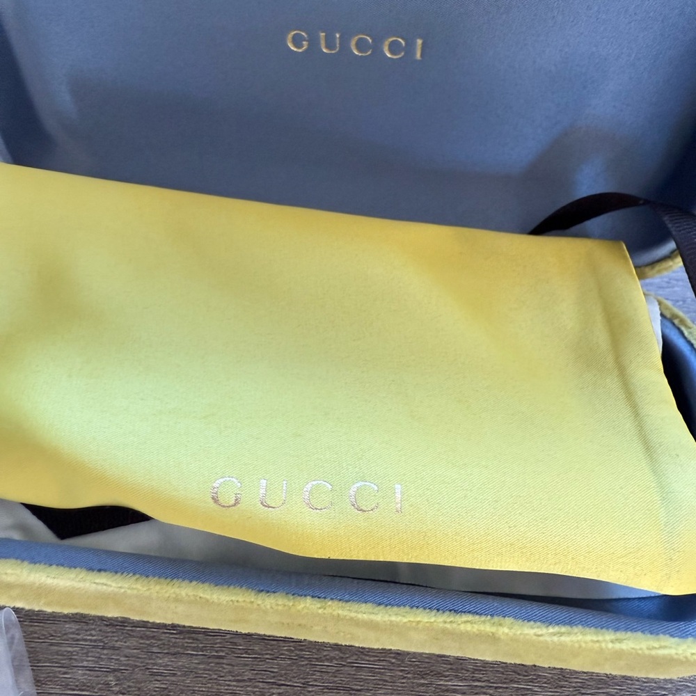 Gucci Black Aviator Sunglasses - Picture 6 of 6